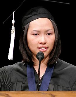 Shuei Chen Valerie Woo, student representative of the April 2005 graduating class